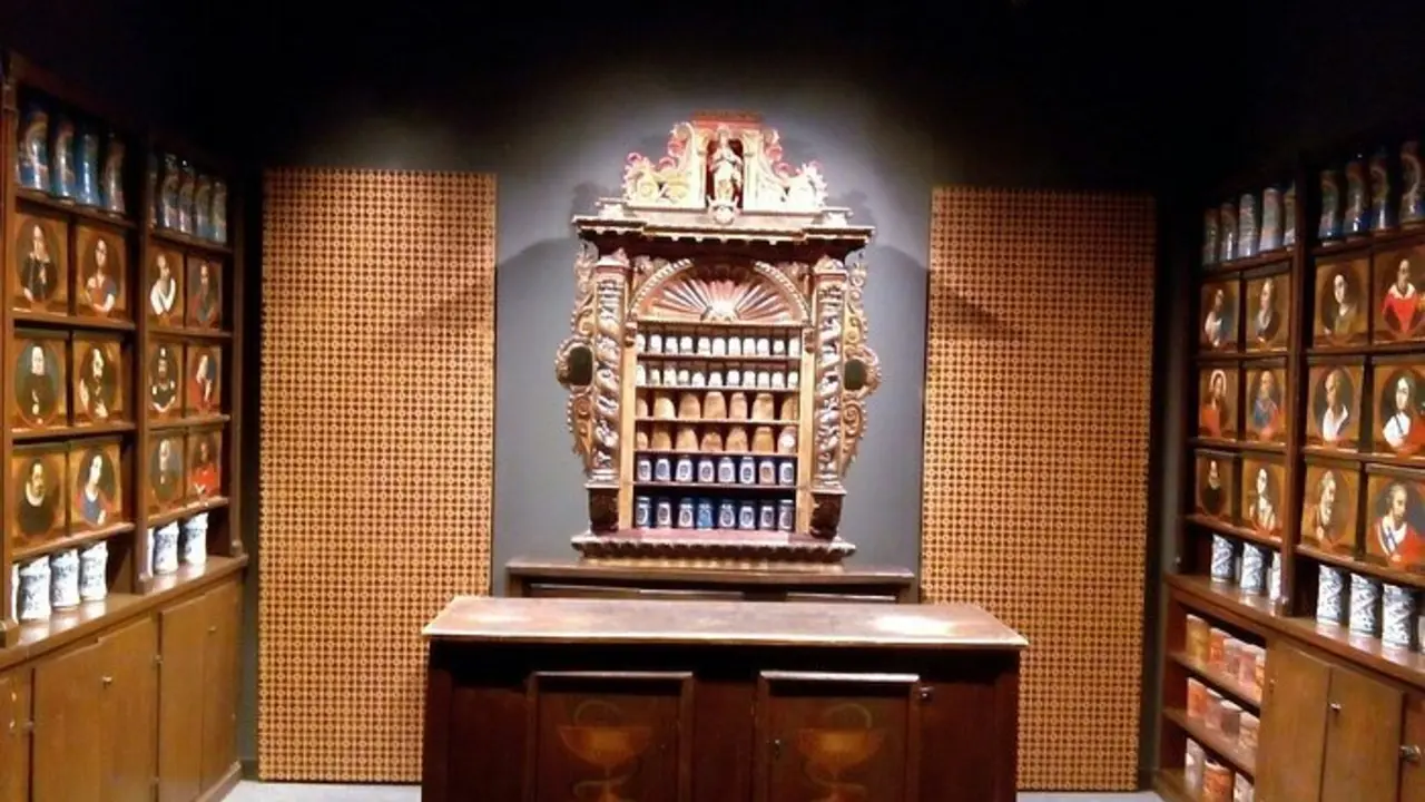 Farmacia de Ll&iacute;via