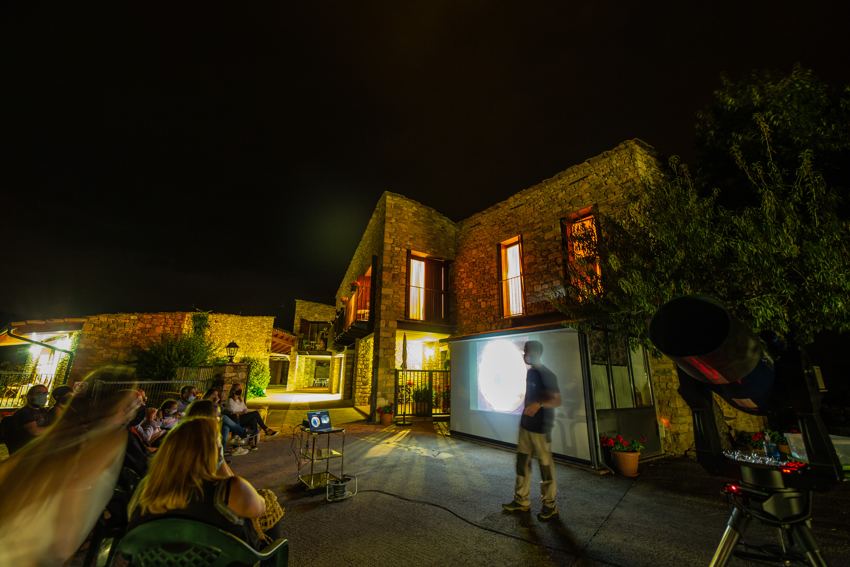 Nit sota les estrelles 1